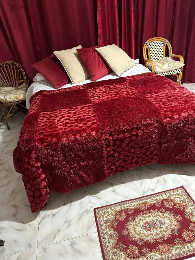 Imperium Allestimenti Bed & Breakfast เนเปิลส์ ภายนอก รูปภาพ